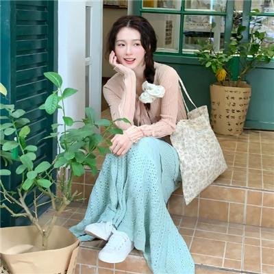 苍蓝乌尔